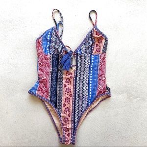 Some days lovin one piece adjustable strap bikini